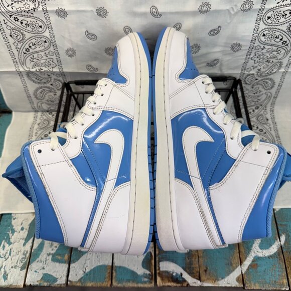 Nike Air Jordan 1 Mid 'Legend Blue' UNC Men's 10 Basketball Sneakers FZ2142-114 - Picture 9 of 9